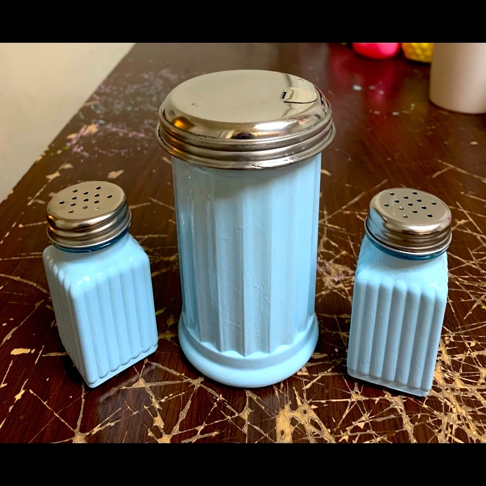 Pastel Blue Retro Kitchen Set